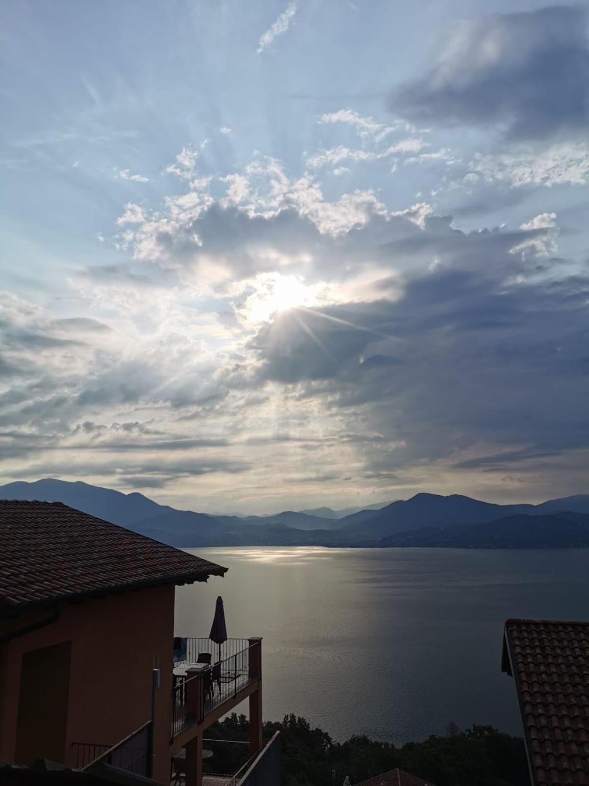 Residence Il Vigneto Oggebio Dış mekan fotoğraf